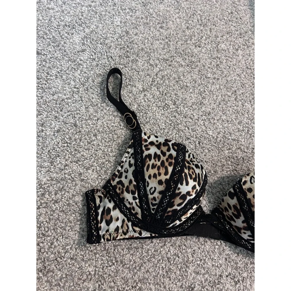 Victorias Secret Very Sexy Leopard‎ Print Push Up Bra 34A Black Lace Mesh Accent